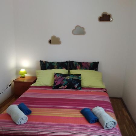 Apartmani Maja Pag Town Exteriör bild