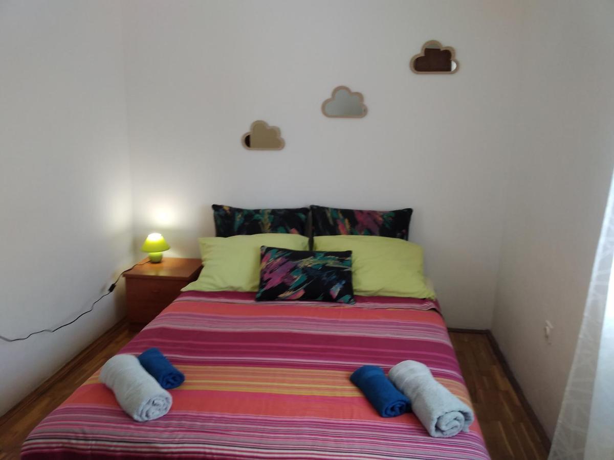 Apartmani Maja Pag Town Exteriör bild